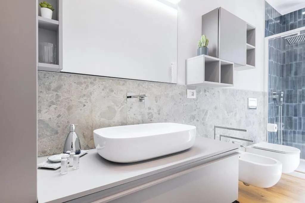 Apartament Easylife - Beautiful Flat With Balcony Pta Venezia Mediolan 0*,  Włochy